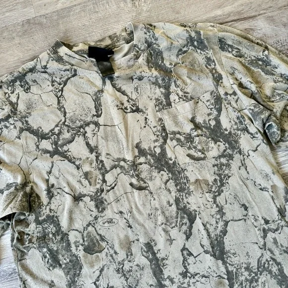 Vintage Winchester camo long sleeve shirt fits men’s L realtree mossy bark - Picture 3 of 5